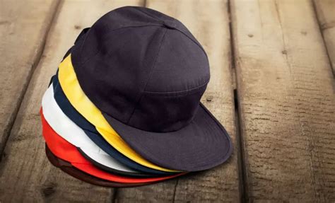 nettoyer une casquette blanche